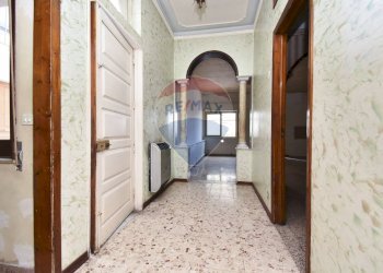 Hall / corridoio - Appartamento Vico Felice
 
7/A, Paterno - foto 27