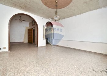 Stanza vuota - Appartamento Vico Felice
 
7/A, Paterno - foto 34