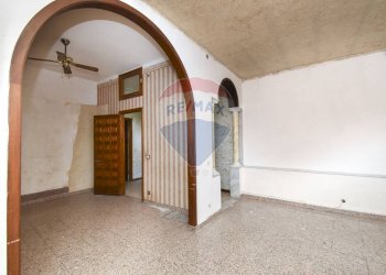 Stanza vuota - Appartamento Vico Felice
 
7/A, Paterno - foto 36