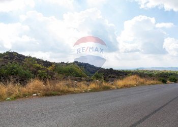 Vista delle montagne - Agricultural land Via Campo sportivo
snc, Camporotondo Etneo - photo 12