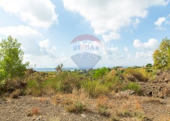 Vista delle montagne - Agricultural land Via Campo sportivo
snc, Camporotondo Etneo - photo 18