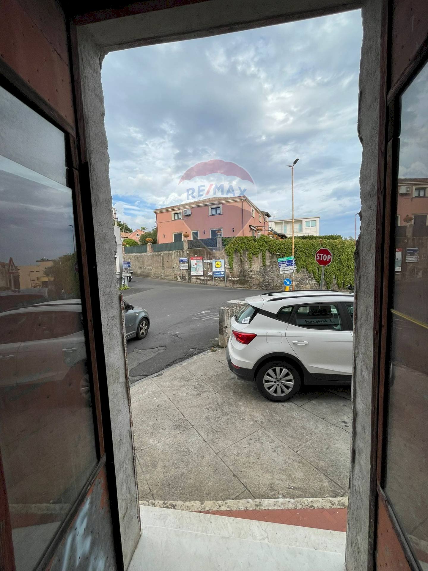 Edificio all\'aperto - Laboratorio Via San Giovanni Galermo
 
3/4/5, Gravina di Catania - foto 2