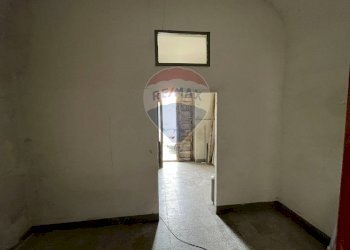 Stanza vuota - Laboratorio Via San Giovanni Galermo
 
3/4/5, Gravina di Catania - foto 8