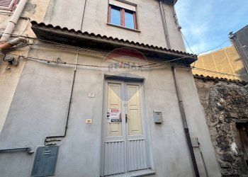 Casa all\'aperto - Casa indipendente via mangano
 
17, Maletto - foto 31