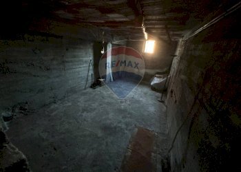 Parcheggio - Casa indipendente via mangano
 
17, Maletto - foto 37