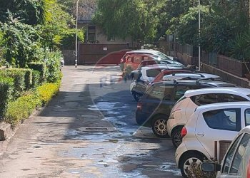 Edificio all\'aperto - Box Catania - foto 11