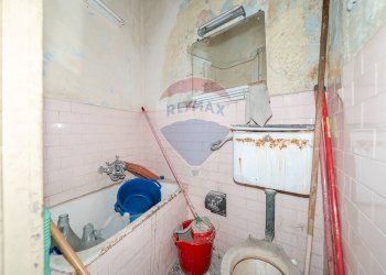 Bagno - Shop Via Dafnica
 
193, Acireale - photo 9