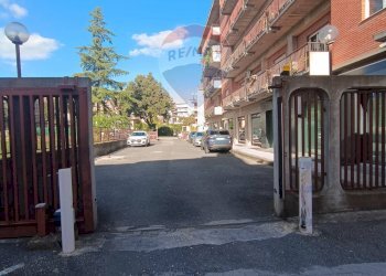 Edificio all\'aperto - Box Viale Autonomia
 
2, Caltagirone - foto 1