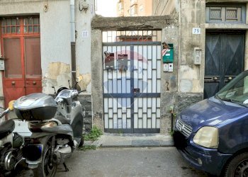 Edificio all\'aperto - Casa indipendente Via Curia
 
77, Catania - foto 4