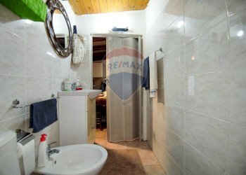 Bagno - Casa indipendente Via Curia
 
77, Catania - foto 52