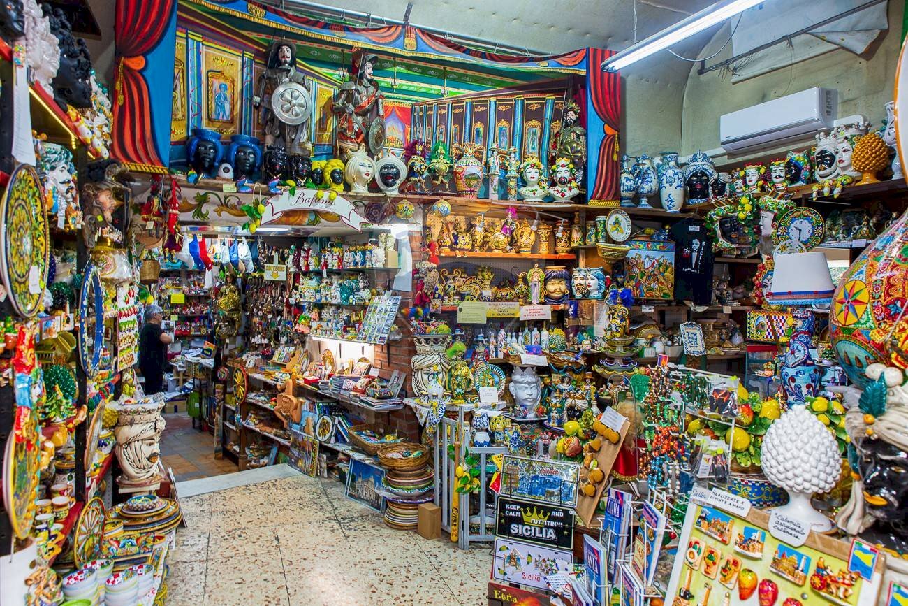 Dispensa di stoccaggio - Negozio Via Cardinale Benedetto Giuseppe Dusmet
 
15, Catania - foto 3