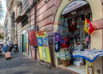 Edificio all\'aperto - Shop Via Cardinale Benedetto Giuseppe Dusmet
 
15, Catania - photo 15