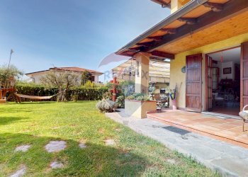 Giardino - Villa Via Olmi
 
94, Forte dei Marmi - foto 3