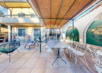 Terrazza - Villa Via Quercioli
 
61, Massa - foto 8