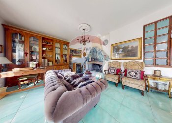 Soggiorno - Villa Via Quercioli
 
61, Massa - foto 19