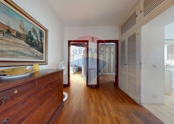 Hall / corridoio - Villa Via Quercioli
 
61, Massa - foto 29