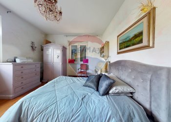 Camera / camera da letto - Villa Via Quercioli
 
61, Massa - foto 36