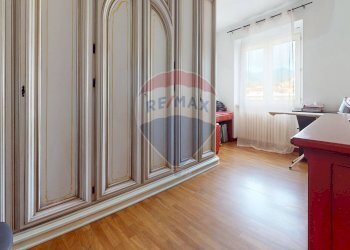 Camera / camera da letto - Villa Via Quercioli
 
61, Massa - foto 39