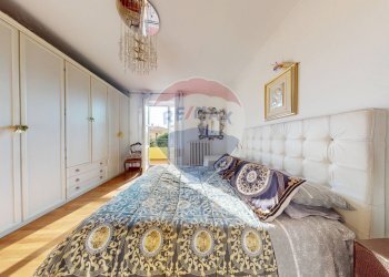 Camera / camera da letto - Villa Via Quercioli
 
61, Massa - foto 40