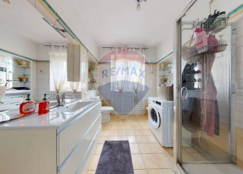 Bagno - Villa Via Quercioli
 
61, Massa - foto 42