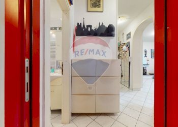 Hall / corridoio - Appartamento Quartiere Italia
 
10, Viareggio - foto 15