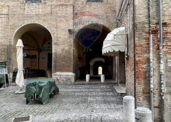 Edificio all\'aperto - Commercial Activity Jesi - photo 18