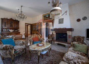 Soggiorno - Villa Via Occorsio
 
2, Mondolfo - foto 9