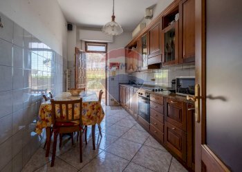 Cucina - Villa Via Occorsio
 
2, Mondolfo - foto 15
