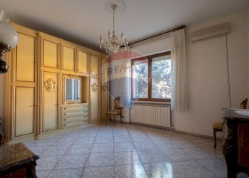 Camera / camera da letto - Villa Via Occorsio
 
2, Mondolfo - foto 21