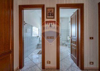 Hall / corridoio - Villa Via Occorsio
 
2, Mondolfo - foto 25