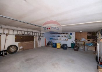 Garage - Villa Via Occorsio
 
2, Mondolfo - foto 44