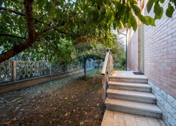 Giardino - Villa Via Occorsio
 
2, Mondolfo - foto 45