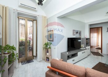 Soggiorno - Trilocale Via Naumachia
 
119, Catania - foto 18