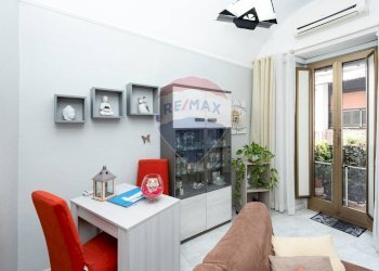 Sala da pranzo - Trilocale Via Naumachia
 
119, Catania - foto 21