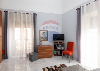 Soggiorno - Trilocale Via Naumachia
 
119, Catania - foto 33