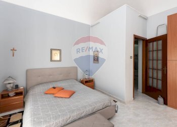 Camera / camera da letto - Trilocale Via Naumachia
 
119, Catania - foto 34