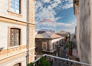 Edificio all\'aperto - Trilocale Via Naumachia
 
119, Catania - foto 36