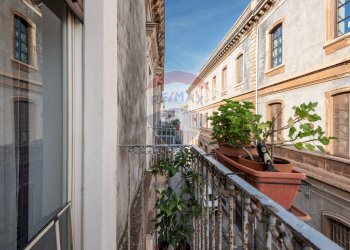 Balcone - Trilocale Via Naumachia
 
119, Catania - foto 38