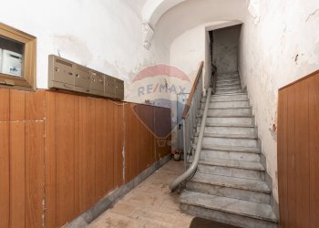 Scale - Trilocale Via Naumachia
 
119, Catania - foto 42