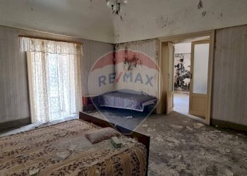 Camera / camera da letto - Casa semi indipendente Via Roma
 
245/247, Monterosso Almo - foto 4