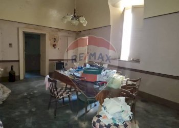 Sala da pranzo - Casa semi indipendente Via Roma
 
245/247, Monterosso Almo - foto 9