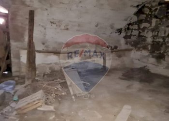 Stanza vuota - Casa semi indipendente Via Roma
 
245/247, Monterosso Almo - foto 23