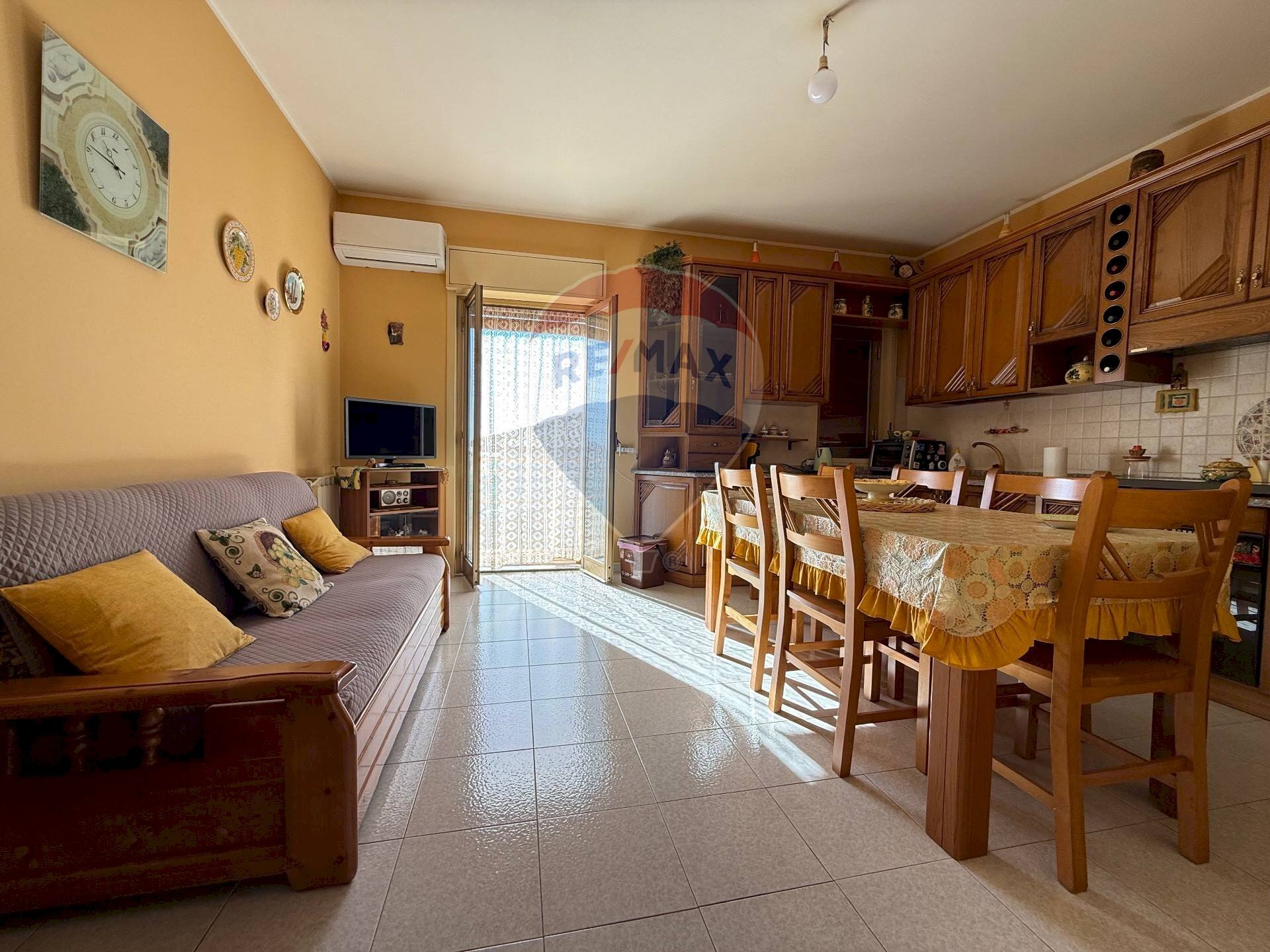 Sala da pranzo - Appartamento via Regione Siciliana
 
3, Mascalucia - foto 3