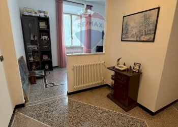 Hall / corridoio - Quadrilocale via valbormida
 
29, Cengio - foto 7