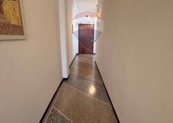 Hall / corridoio - Quadrilocale via valbormida
 
29, Cengio - foto 14