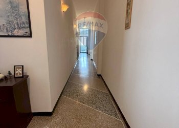 Hall / corridoio - Quadrilocale via valbormida
 
29, Cengio - foto 15