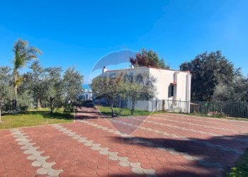 esterno - Villa Località Pilone del Monaco
 
SNC, Vieste - foto 4