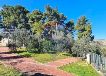giardino esterno - Villa Località Pilone del Monaco
 
SNC, Vieste - foto 28