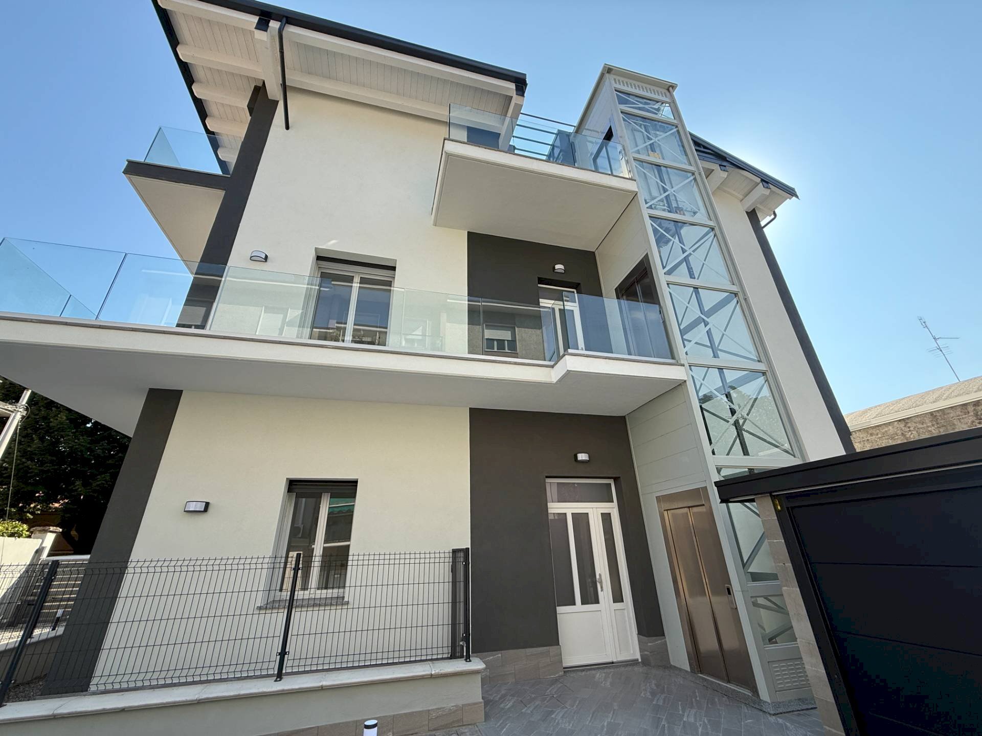 Foto 3 - Bilocale VIA BERNOCCHI
 
12, Cerro Maggiore - foto 3