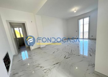 Foto 18 - Bilocale VIA BERNOCCHI
 
12, Cerro Maggiore - foto 18